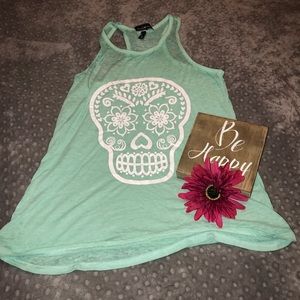 NWOT SKULL TBack Tank SIZE S